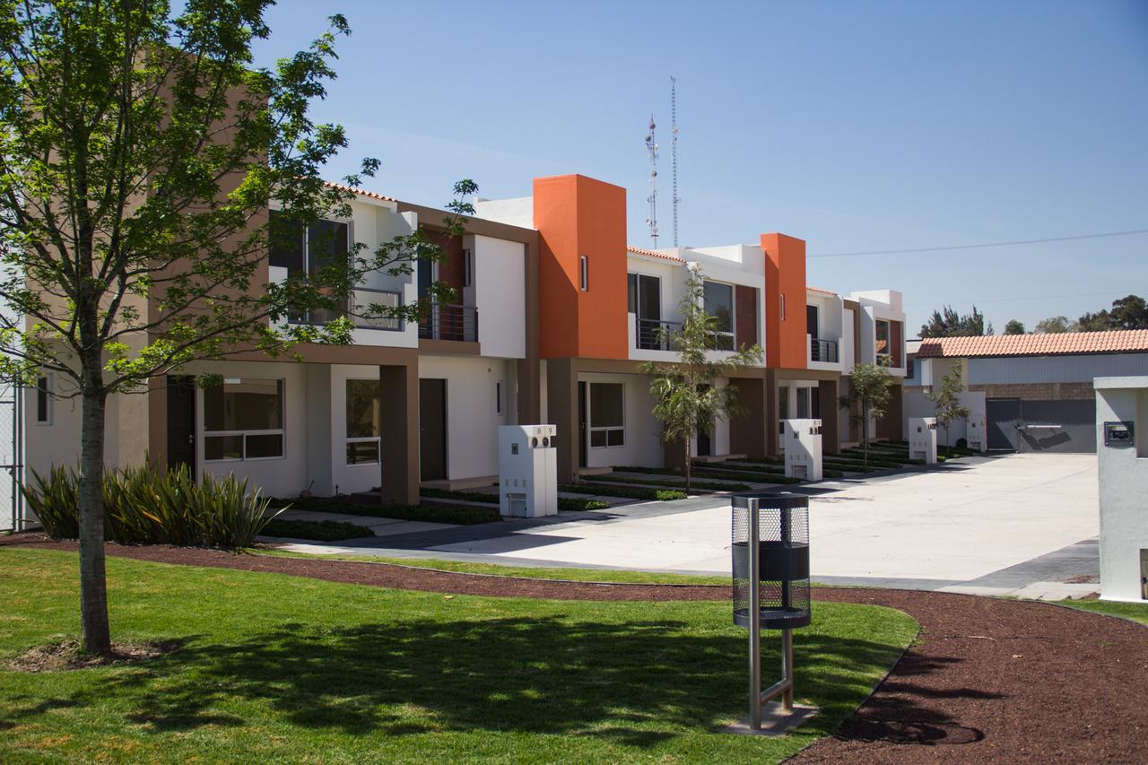 Redwood Zona Industrial Hotel